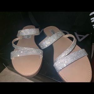 Sandas